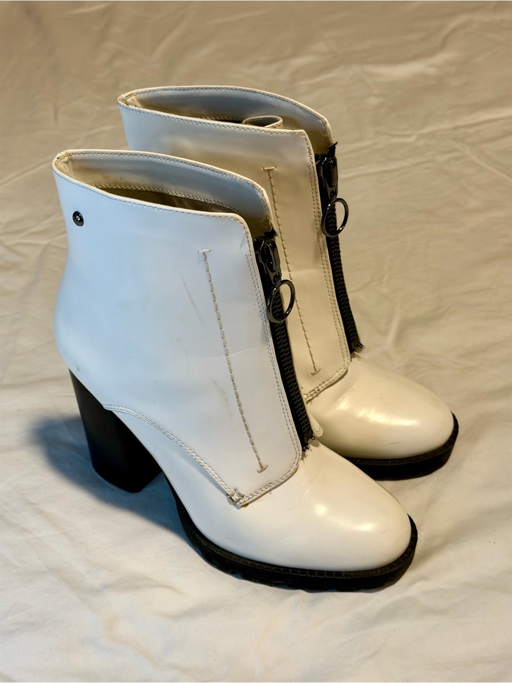 White Front Zip Block Heel Ankle Boots - Picture 4 of 7